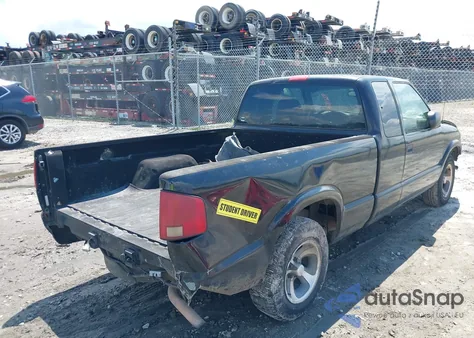 2000 Chevrolet S-10 Ls from USA, damaged, VIN 1GCCS19W7Y8309210